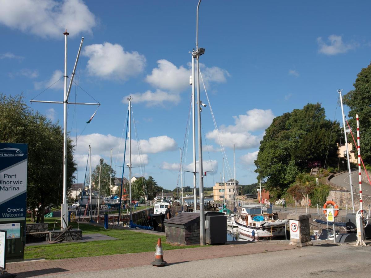 Bronallt Y Felinheli Экстерьер фото